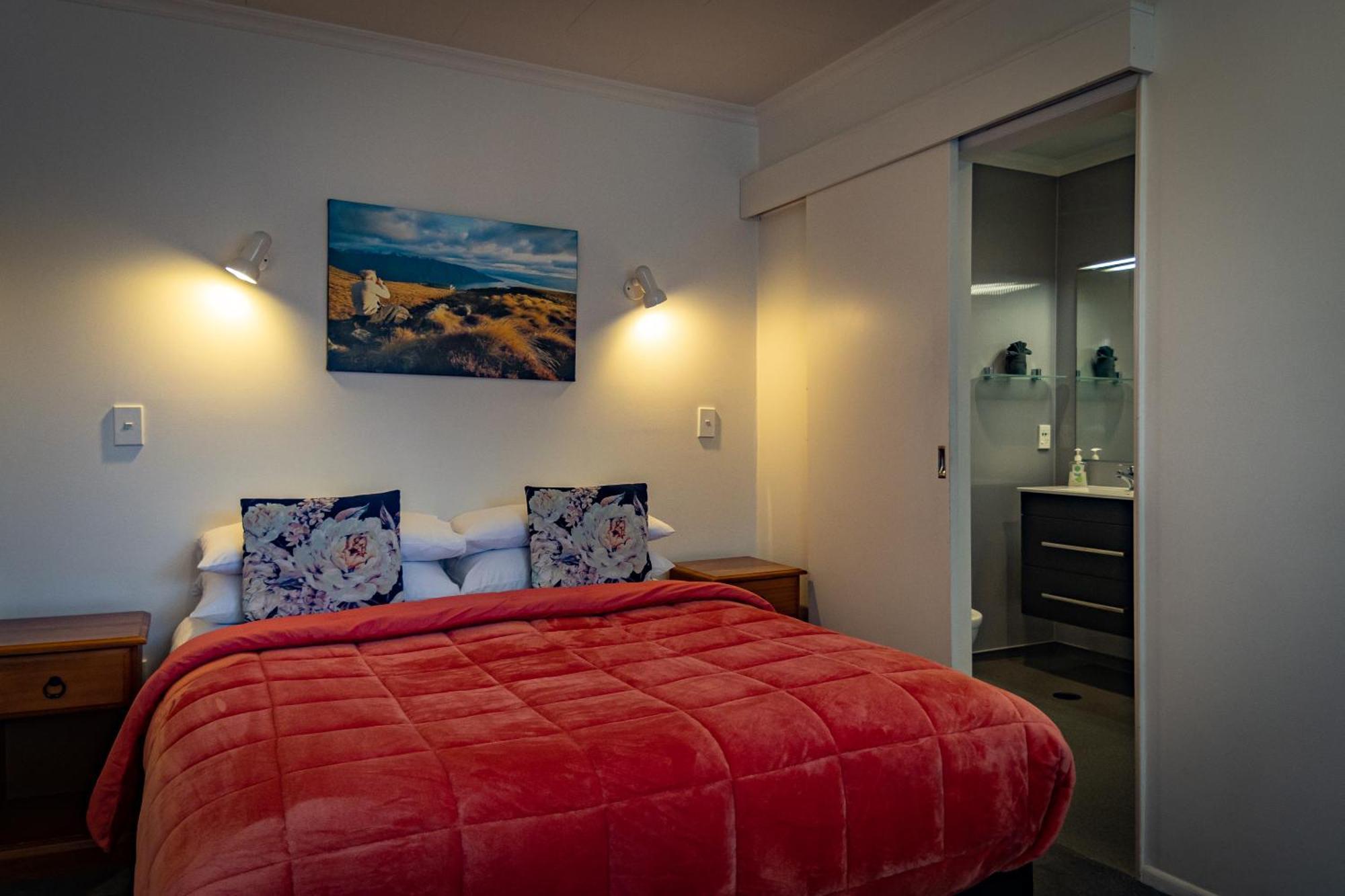 Amber Court Motel Te Anau Eksteriør bilde