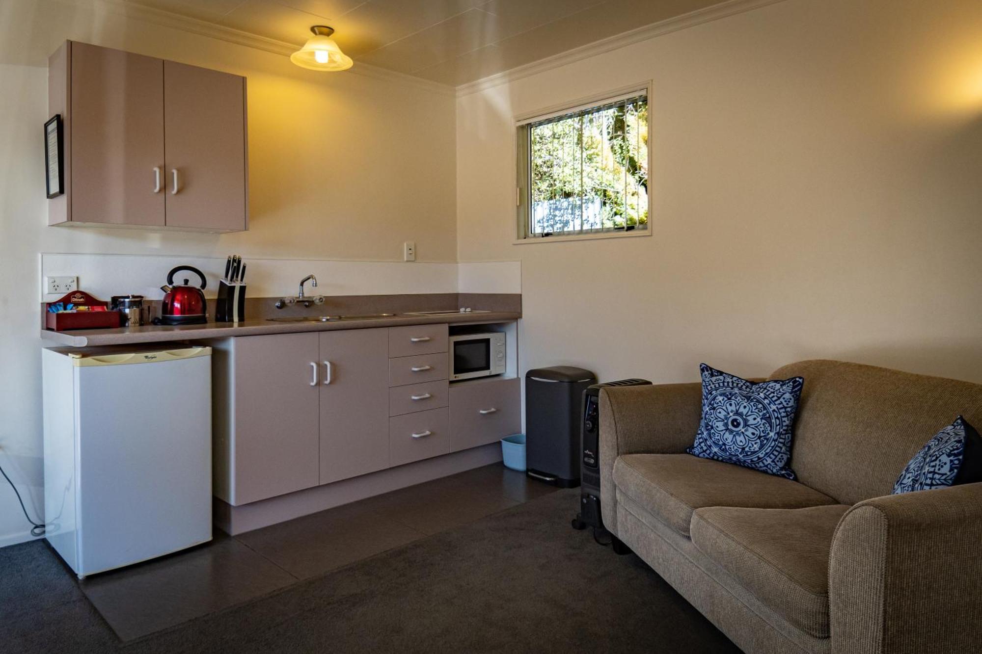 Amber Court Motel Te Anau Eksteriør bilde