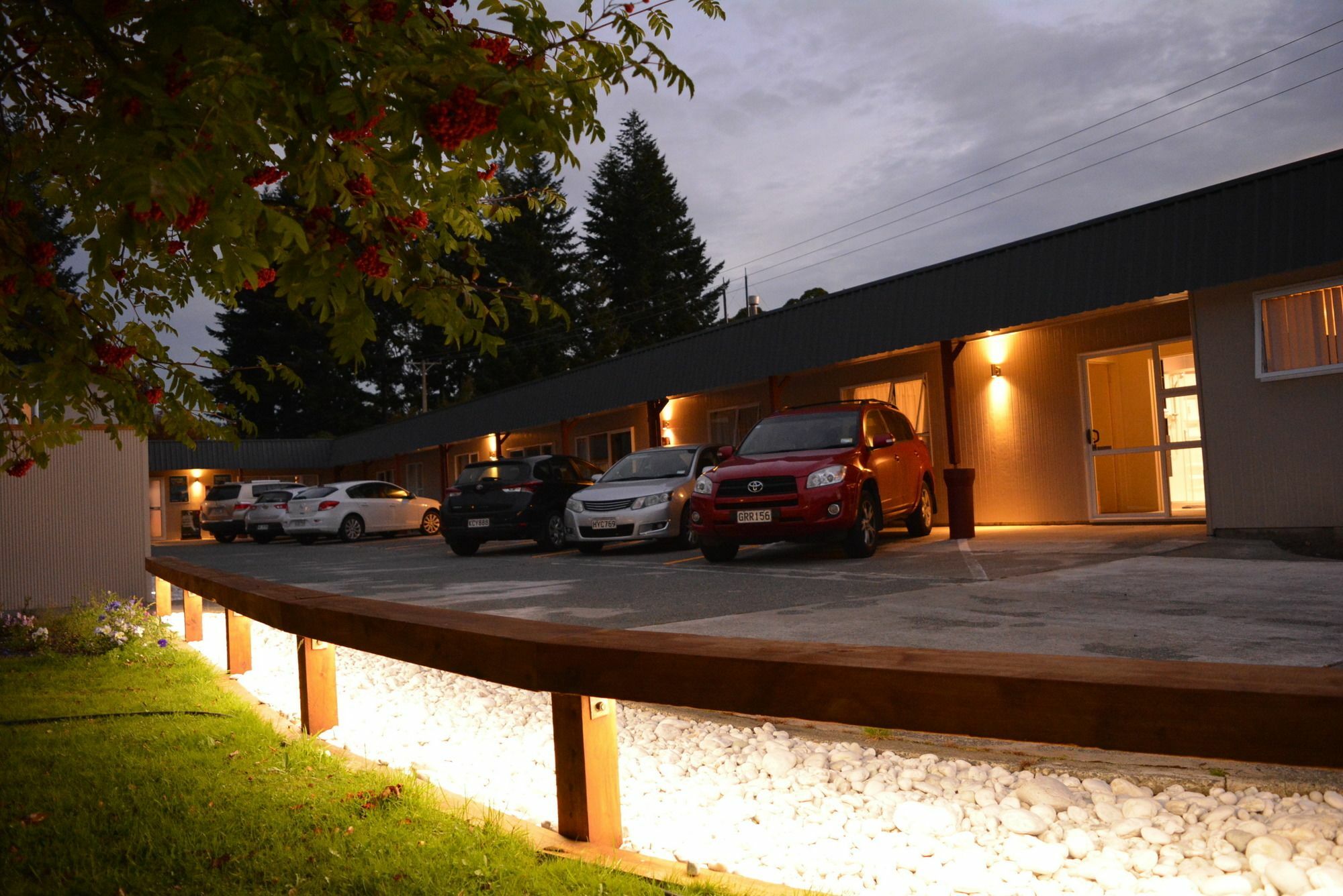 Amber Court Motel Te Anau Eksteriør bilde